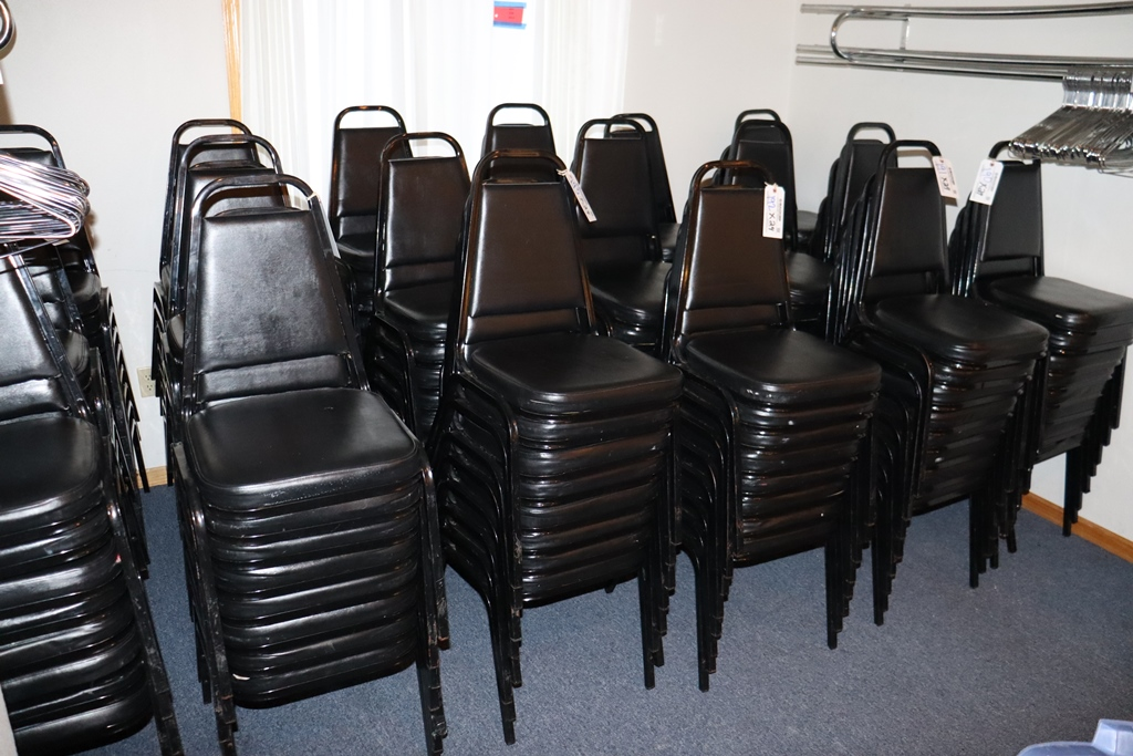 Item Image for Seating for 300! Over 700 Total lots! Huge Offering