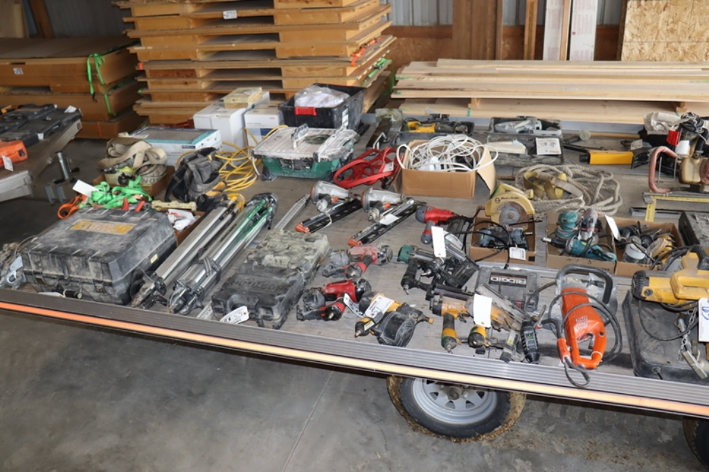 Item Image for Fork Lift, Skid Loader, JLG Skylift, 4 Trailers, CNC Router, Grizzley Equipment & More