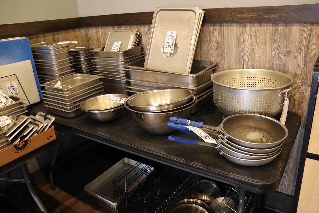 Item Image for Rolling Smoke Barbeque