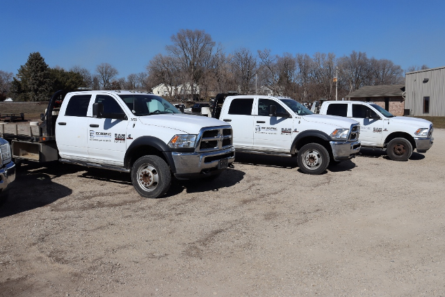 Item Image for 9 Trucks, 3 Vans, 9 Trailers, Portable Air, Fork Lift, Service Equipment