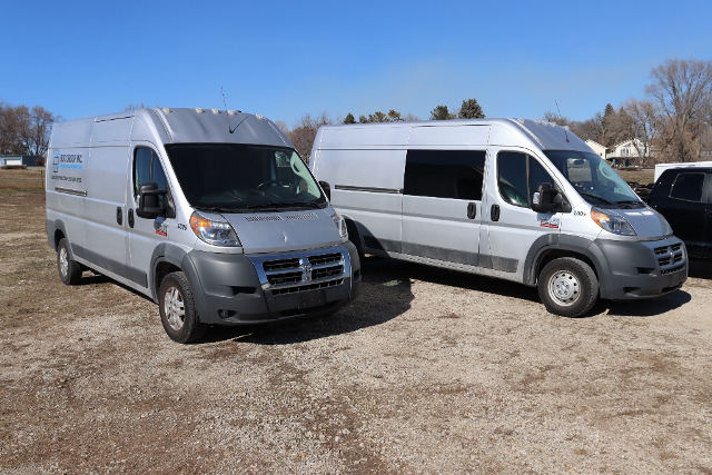 Item Image for 9 Trucks, 3 Vans, 9 Trailers, Portable Air, Fork Lift, Service Equipment