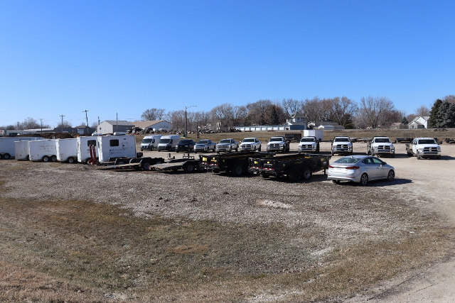 Item Image for 9 Trucks, 3 Vans, 9 Trailers, Portable Air, Fork Lift, Service Equipment