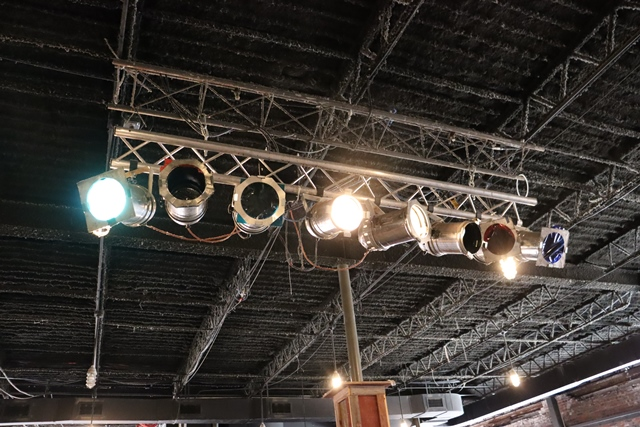 Item Image for Four Bars/Nightclubs - Speakers, Lights, Bar Equipment