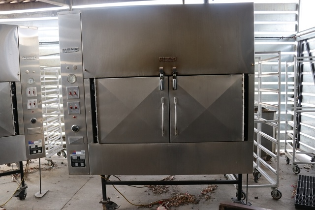 Item Image for 2 Smokers, Full Kitchen, Hi Dollar Signage & More