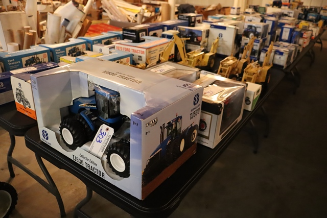 Item Image for 30 pedal cars - Massive amount of Collector Ford Tractors and Cars