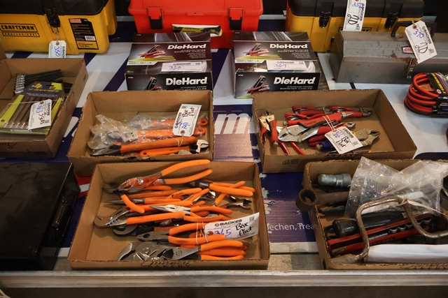 Item Image for Huge offering of like new Craftsman hand tools and tool boxes, pallet racking, new product and 4 post lift