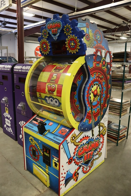 Item Image for Games - Decor - Pallet of LP's - Pizza - Kitchen Equipment - Tap Handle Collection