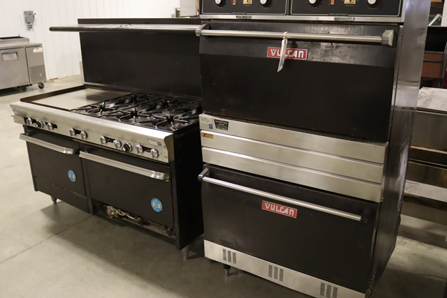 Item Image for Games - Decor - Pallet of LP's - Pizza - Kitchen Equipment - Tap Handle Collection