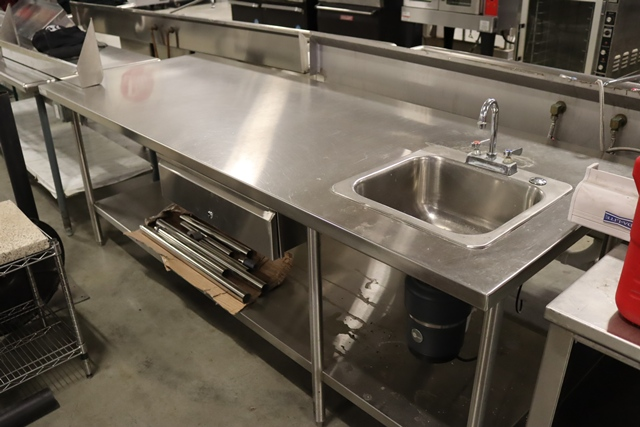 Item Image for Games - Decor - Pallet of LP's - Pizza - Kitchen Equipment - Tap Handle Collection