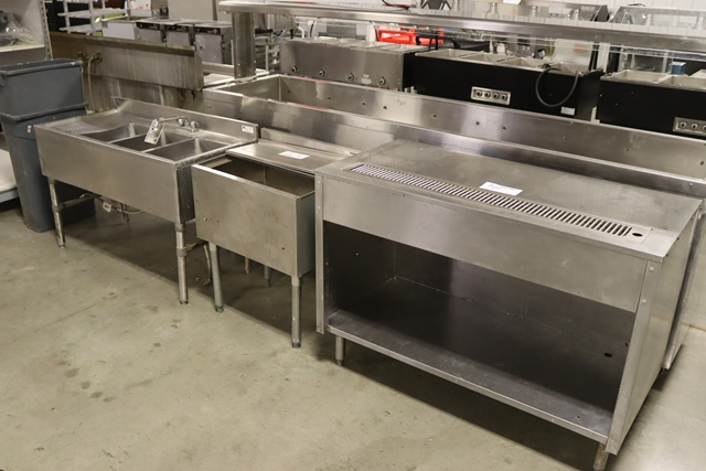 Item Image for Games - Decor - Pallet of LP's - Pizza - Kitchen Equipment - Tap Handle Collection