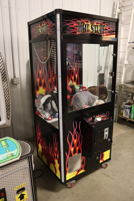 Item Image for Games - Decor - Pallet of LP's - Pizza - Kitchen Equipment - Tap Handle Collection