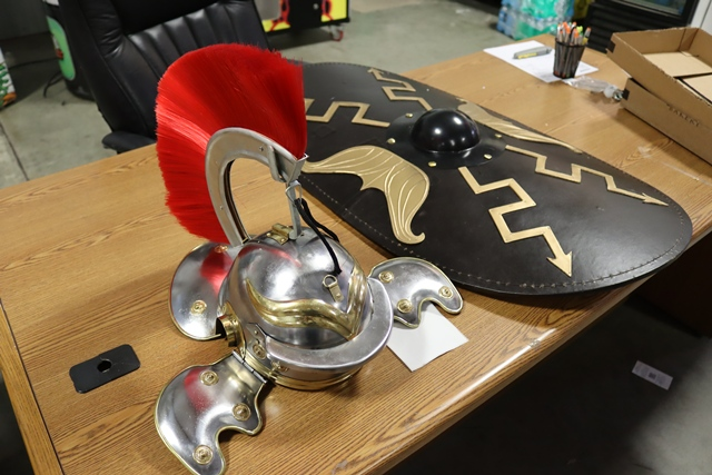 Item Image for Games - Decor - Pallet of LP's - Pizza - Kitchen Equipment - Tap Handle Collection