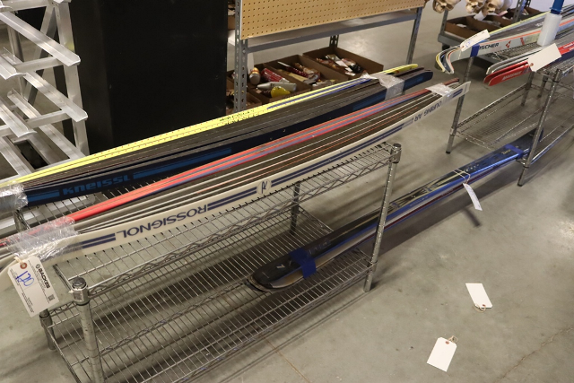 Item Image for Games - Decor - Pallet of LP's - Pizza - Kitchen Equipment - Tap Handle Collection