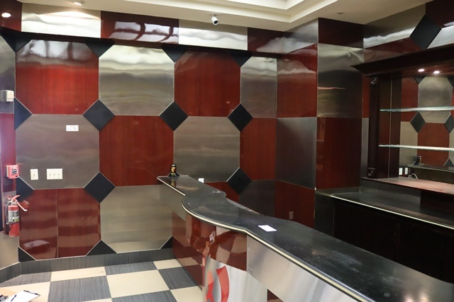 Item Image for Fabulous Seating! - Ice Cubers - Buffets and More