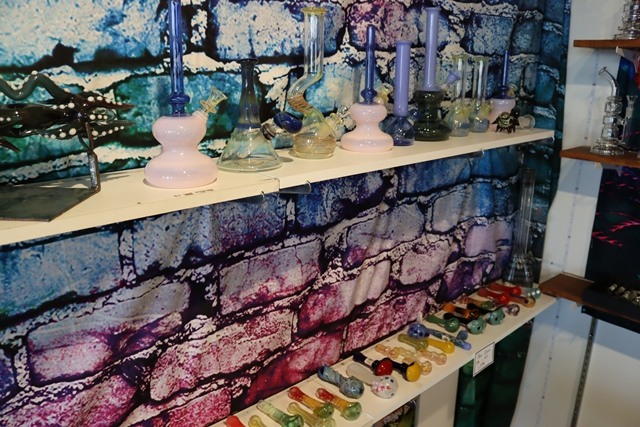 Item Image for Retail store with inventory and displays