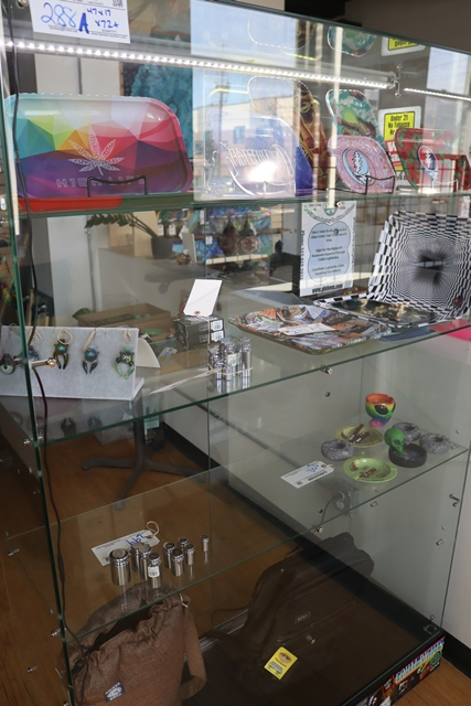 Item Image for Retail store with inventory and displays