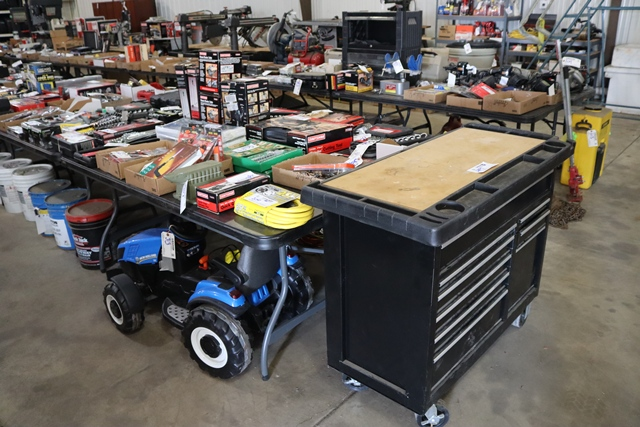 Item Image for Huge Offering of Hand & Power Tools, Woodworking & Shop Equipment - Oils & Lubricants