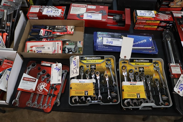 Item Image for Huge Offering of Hand & Power Tools, Woodworking & Shop Equipment - Oils & Lubricants