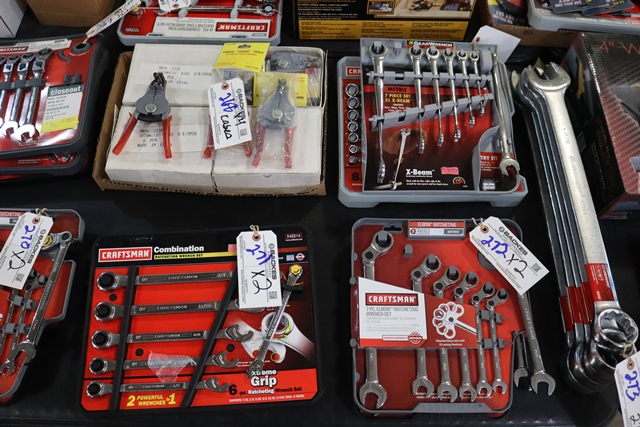 Item Image for Huge Offering of Hand & Power Tools, Woodworking & Shop Equipment - Oils & Lubricants