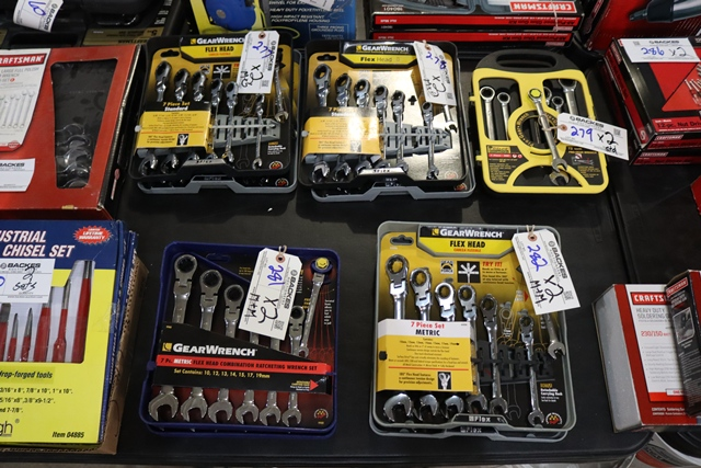 Item Image for Huge Offering of Hand & Power Tools, Woodworking & Shop Equipment - Oils & Lubricants