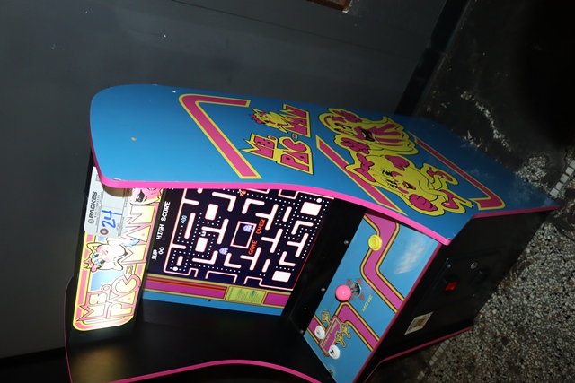 Item Image for Awesome offering of Arcade Games & Pizza Ovens