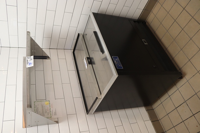 Item Image for Fantastic Like New Walk-In Coolers, Refrigeration, Complete Beer Tap System, Restaurant & Seating Online Auction