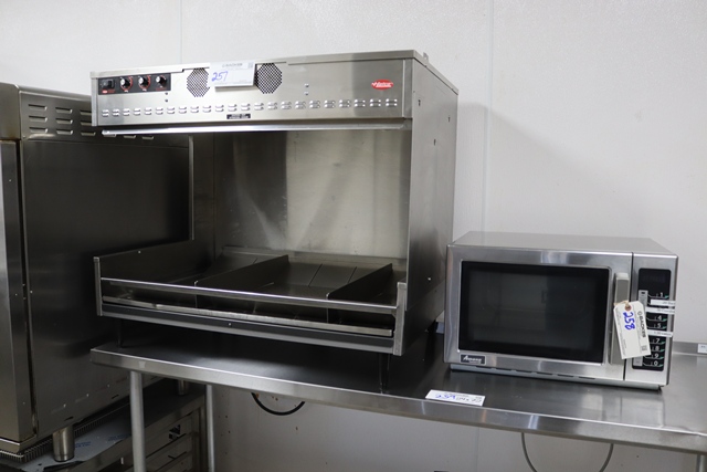 Item Image for Fantastic Like New Walk-In Coolers, Refrigeration, Complete Beer Tap System, Restaurant & Seating Online Auction