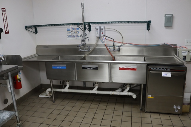 Item Image for Fantastic Like New Walk-In Coolers, Refrigeration, Complete Beer Tap System, Restaurant & Seating Online Auction