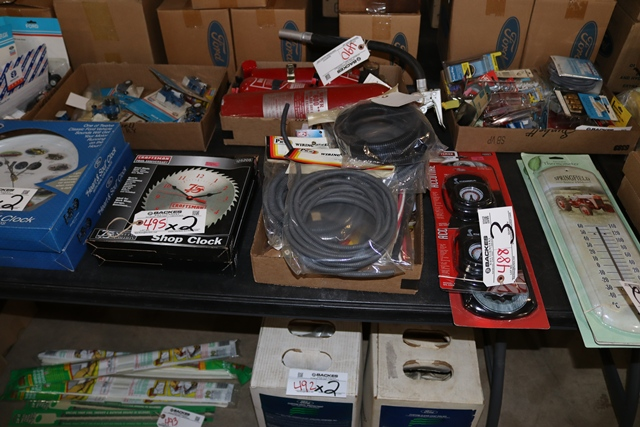 Item Image for New Tires, Clothing, Filters, Oils, Lubricants - 770 Lots!
