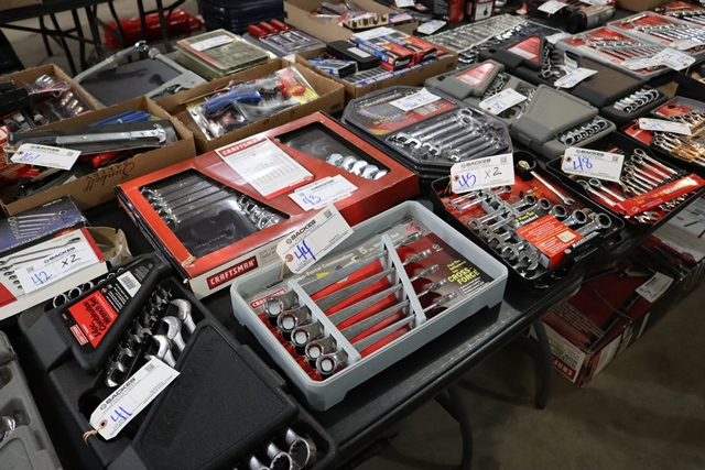 Item Image for Over 900 lots of Craftsman new hand and power tools