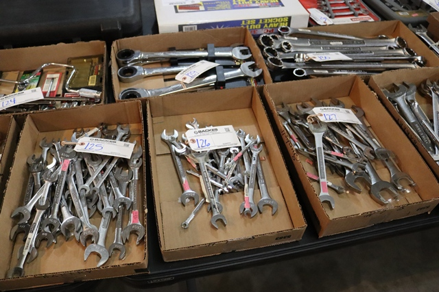 Item Image for Over 900 lots of Craftsman new hand and power tools