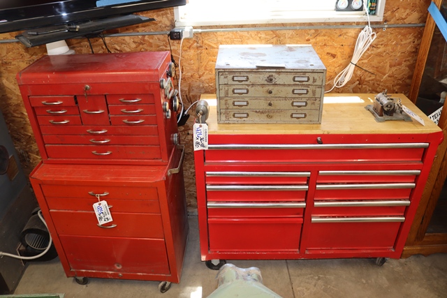 Item Image for 2 International Tractors, Box Truck, Pontoon, Tools and Acreage