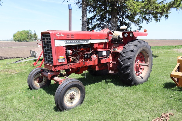 Item Image for 2 International Tractors, Box Truck, Pontoon, Tools and Acreage