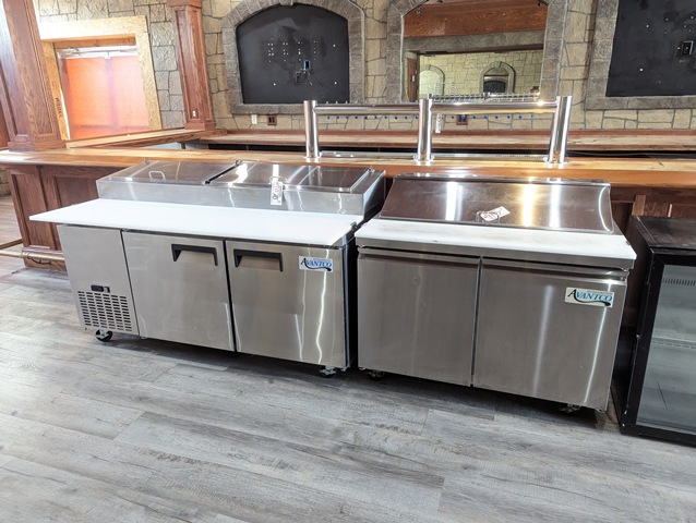 Item Image for Walk-In Cooler, Micro Matic Tap System, Refrigeration, & Bar Seating