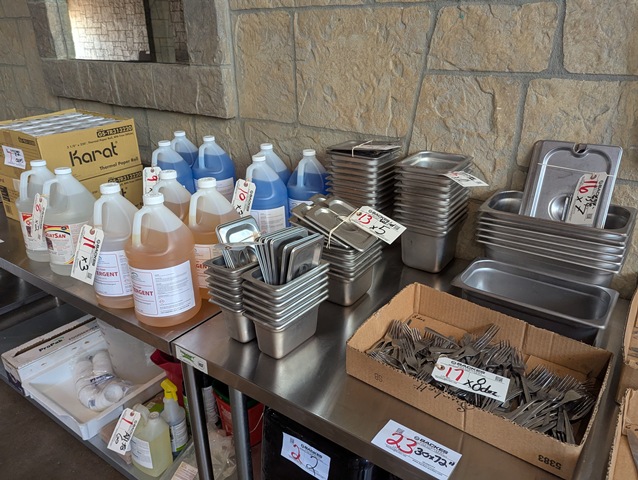 Item Image for Walk-In Cooler, Micro Matic Tap System, Refrigeration, & Bar Seating