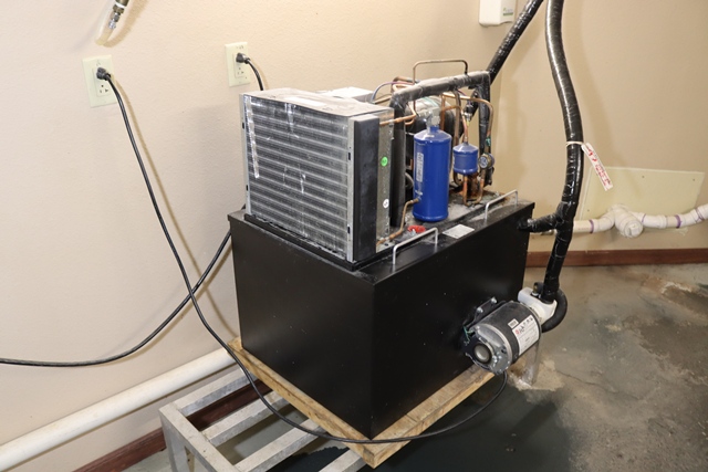 Item Image for Walk-In Cooler, Micro Matic Tap System, Refrigeration, & Bar Seating