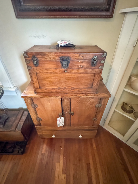 Item Image for Fabulous Collectible & Desirable Items