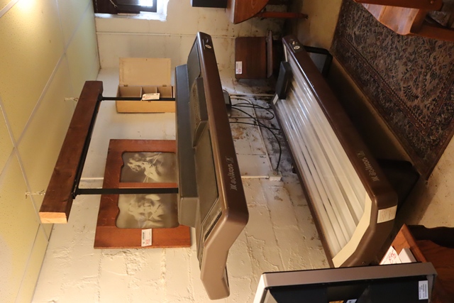 Item Image for Fabulous Collectible & Desirable Items
