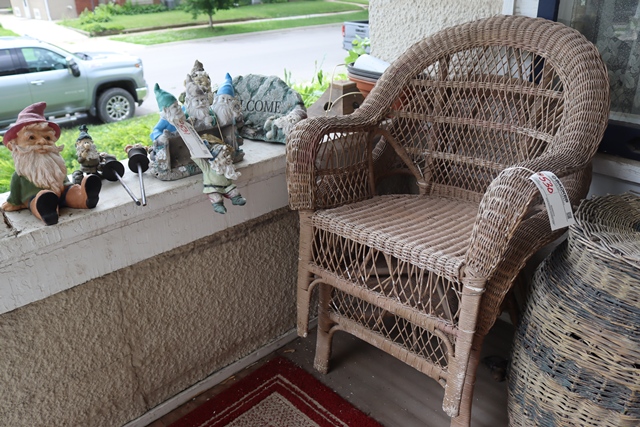 Item Image for Fabulous Collectible & Desirable Items