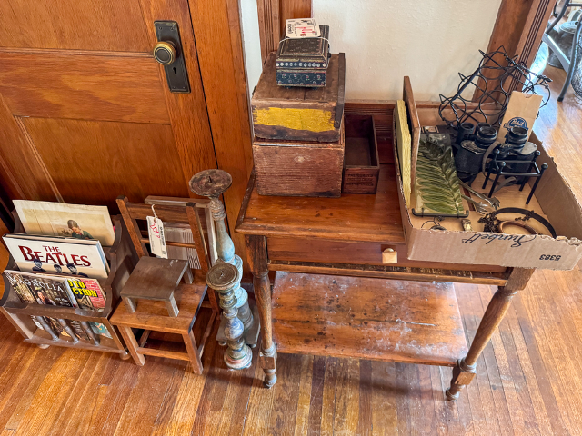 Item Image for Fabulous Collectible & Desirable Items