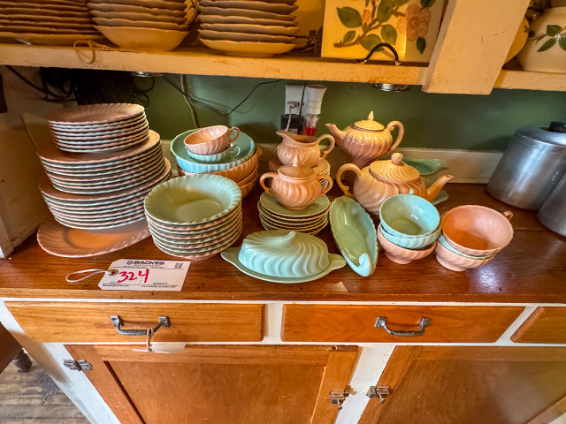 Item Image for Fabulous Collectible & Desirable Items