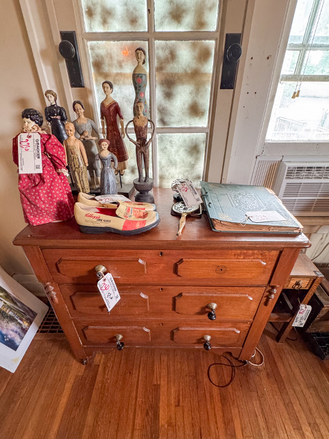 Item Image for Fabulous Collectible & Desirable Items