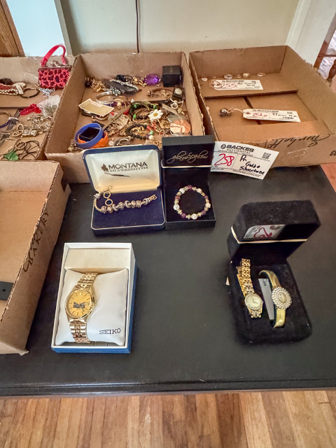 Item Image for Fabulous Collectible & Desirable Items