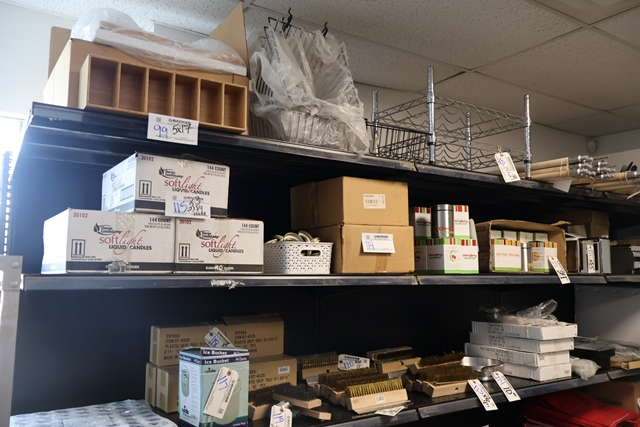 Item Image for Brand new small wares! Over 650 total lots!