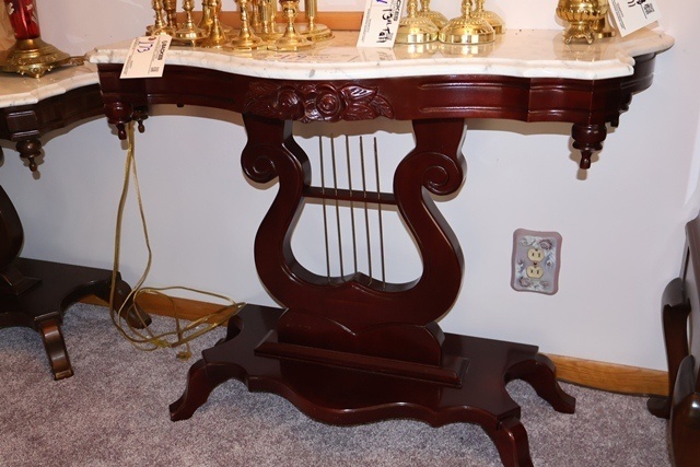 Item Image for Hummels/Goebel - Barbie - Princess Diana - Furniture