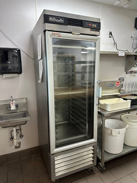 Item Image for Walk-In cooler, Middleby PS670 Pizza ovens, 60 qt. Mixer Auction