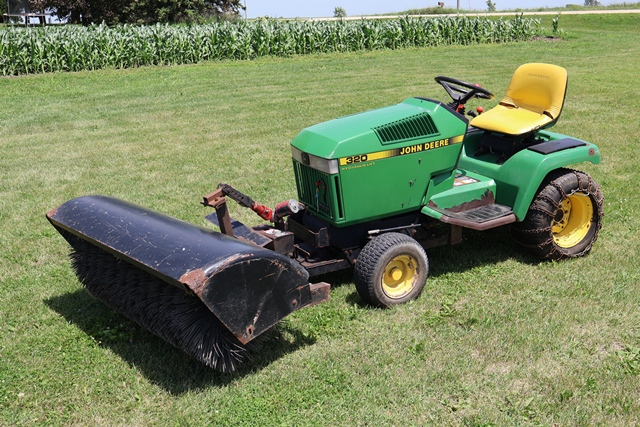 Item Image for Farm Machinery Auction