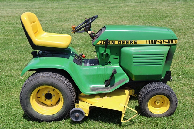 Item Image for Farm Machinery Auction