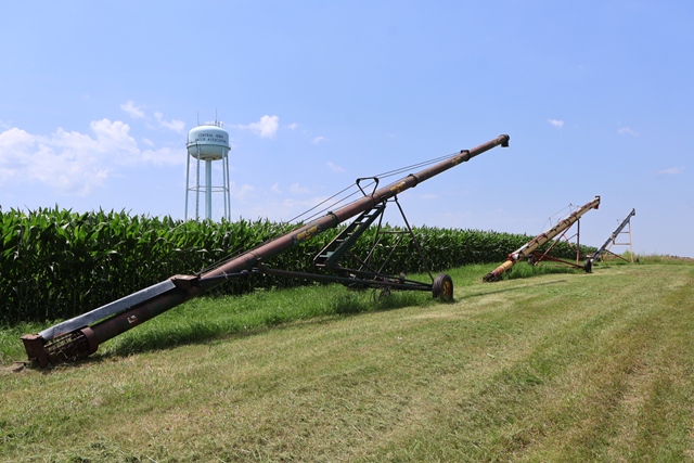 Item Image for Farm Machinery Auction
