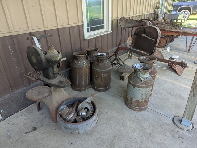 Item Image for Farm Machinery Auction
